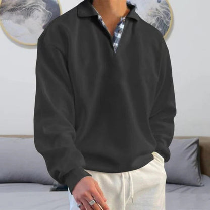 Pullover with classic structure